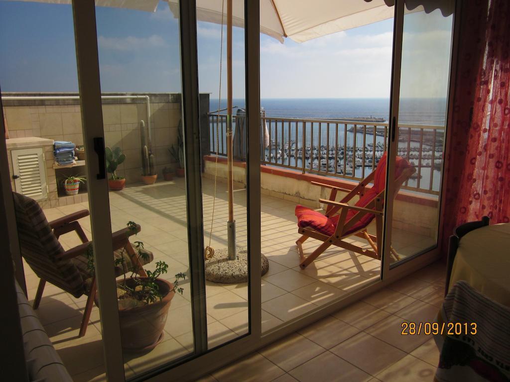 Attico Con Vista Panoramica Sul Mare Apartment Шака Стая снимка